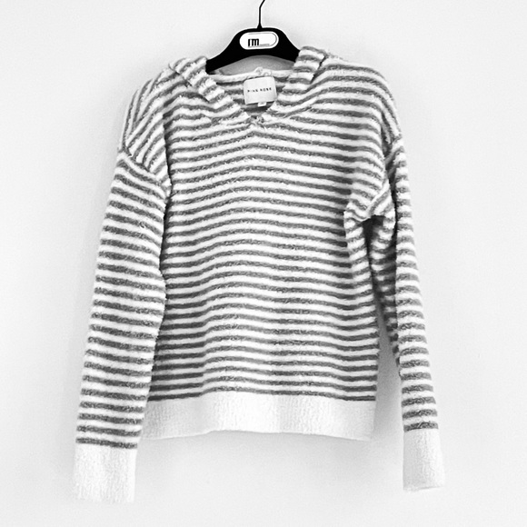 Striped Sweatsuits Lounge Set - Picture 5 of 14